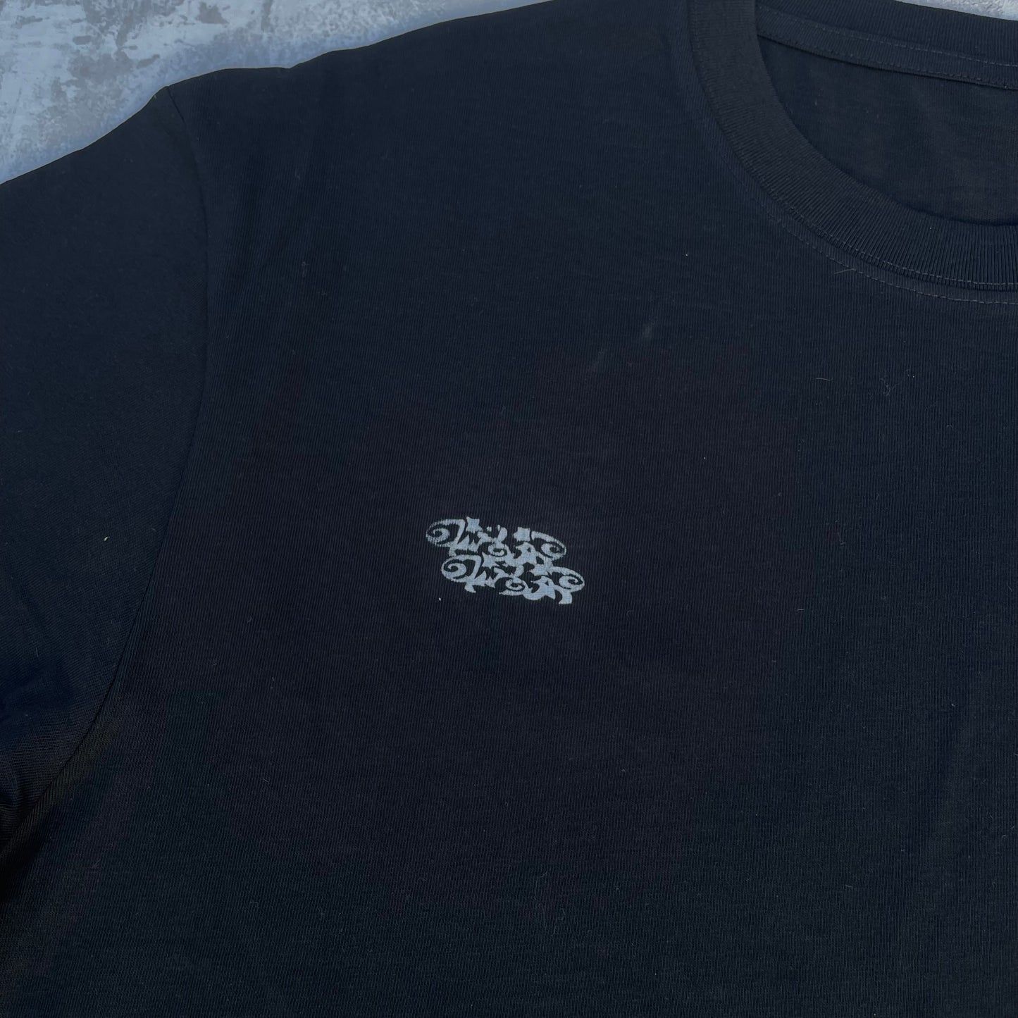 “Dizzy” White Tee